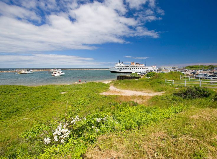 Visitor’s Guide to Block Island: Natural Beauty and Historic Sites